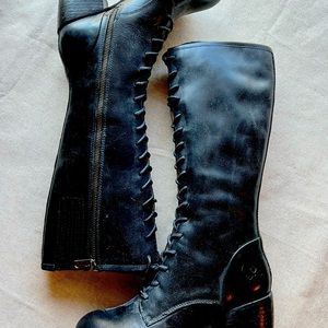 Brand New Never  - Patricia Nash - Worn Lace Up Boots - Size 7